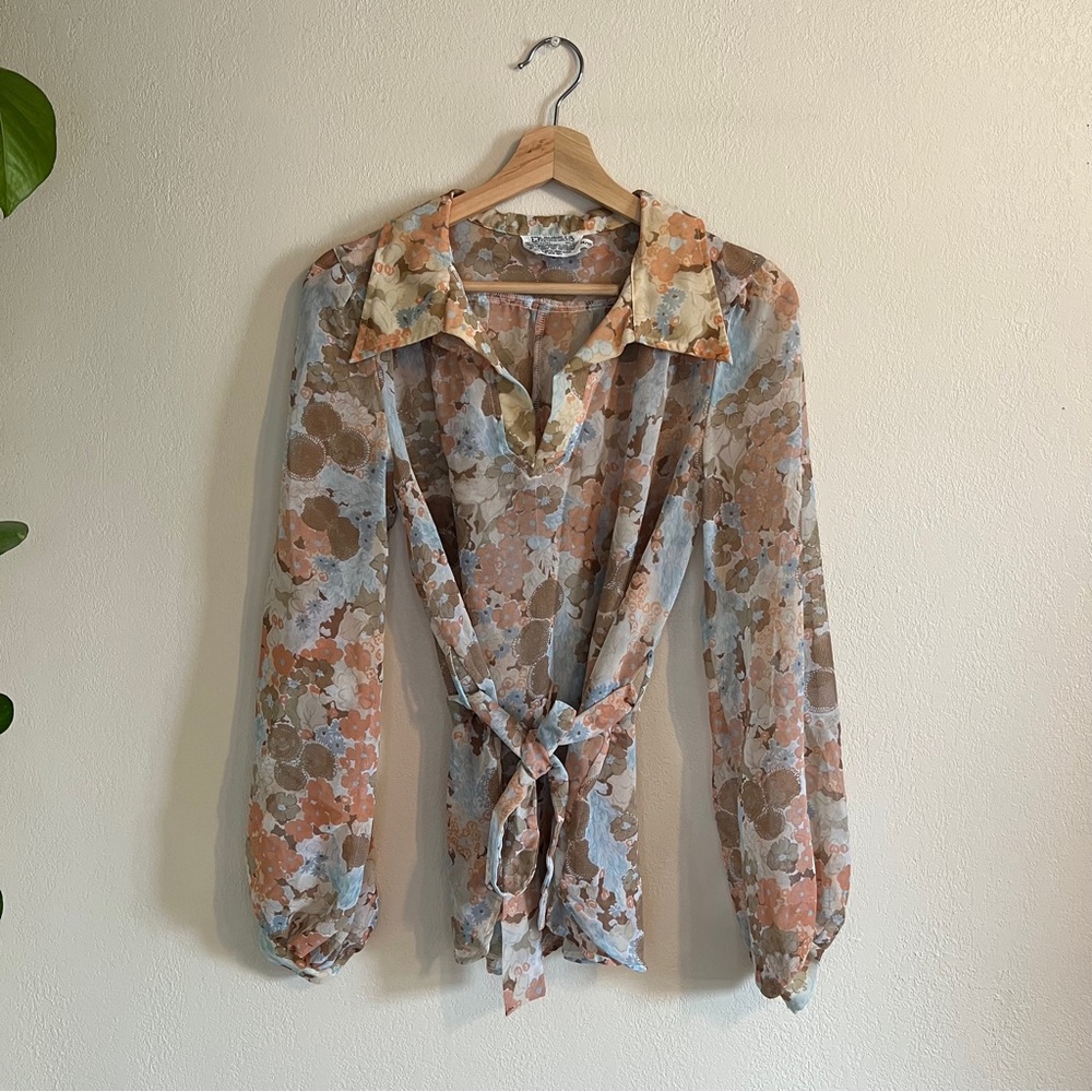 Vintage Semi-Sheer 70’s Floral Blouse - Picture 3 of 5